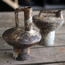 Load image into Gallery viewer, Ceramic Retro Vase