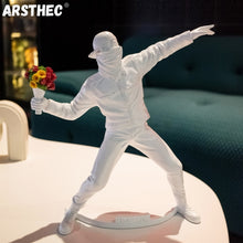 Load image into Gallery viewer, Masked Flower Thrower Sculpture - Arsthec®