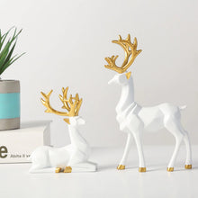 Load image into Gallery viewer, Geometric Reindeer Sculptures