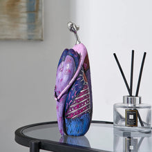 Load image into Gallery viewer, Abstract Cultural Woman Sculpture