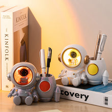 Load image into Gallery viewer, LED Astronaut Pen Holder