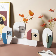 Load image into Gallery viewer, Abstract Art Face Vase