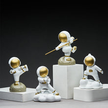 Load image into Gallery viewer, Kung Fu Astronaut Figurines
