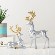 Load image into Gallery viewer, Geometric Reindeer Sculptures
