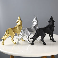 Load image into Gallery viewer, Geometric Wolf Figurines