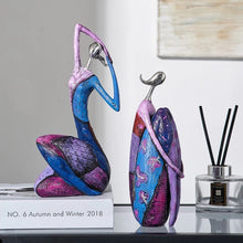 Load image into Gallery viewer, Abstract Cultural Woman Sculpture