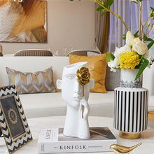 Load image into Gallery viewer, Abstract Mystery Face Vase