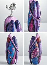 Load image into Gallery viewer, Abstract Cultural Woman Sculpture