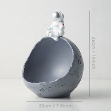 Load image into Gallery viewer, Astronaut Planet Storage