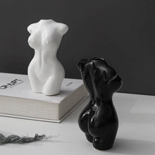 Load image into Gallery viewer, Classic Body Art Vase