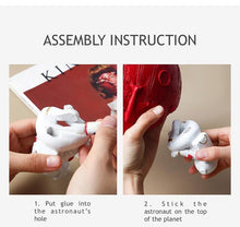 Load image into Gallery viewer, Astronaut Planet Storage