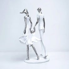 Load image into Gallery viewer, Nordic Family Figurine