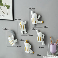 Load image into Gallery viewer, Astronaut Climbers