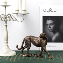 Load image into Gallery viewer, Retro Leopard Figurine
