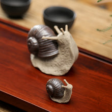 Load image into Gallery viewer, Ceramic Snail Ornament