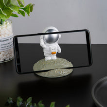 Load image into Gallery viewer, Astronaut Phone Holder