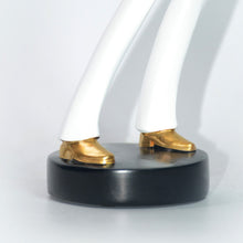 Load image into Gallery viewer, Abstract Golfer figurines