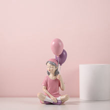 Load image into Gallery viewer, Street Art Balloon Girl Figurine