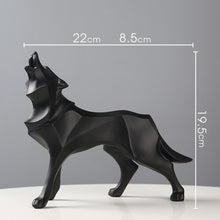 Load image into Gallery viewer, Geometric Wolf Figurines