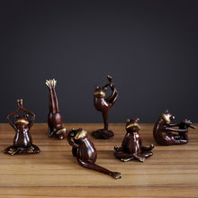 Load image into Gallery viewer, Yoga Frogs Figurines (6pcs)