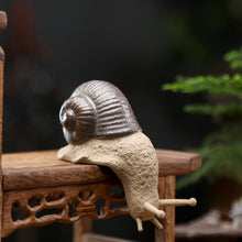 Load image into Gallery viewer, Ceramic Snail Ornament