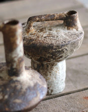 Load image into Gallery viewer, Ceramic Retro Vase
