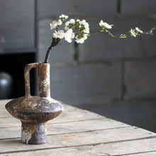Load image into Gallery viewer, Ceramic Retro Vase
