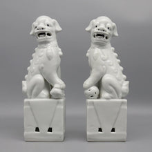 Load image into Gallery viewer, Ceramic Guardian Lion
