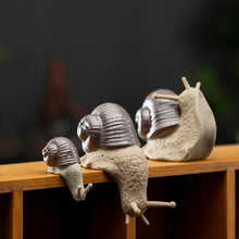 Load image into Gallery viewer, Ceramic Snail Ornament

