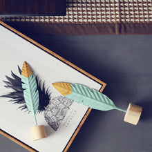 Load image into Gallery viewer, Vintage Metal Feather Ornament
