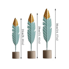 Load image into Gallery viewer, Vintage Metal Feather Ornament
