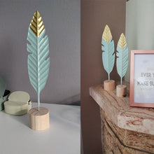 Load image into Gallery viewer, Vintage Metal Feather Ornament
