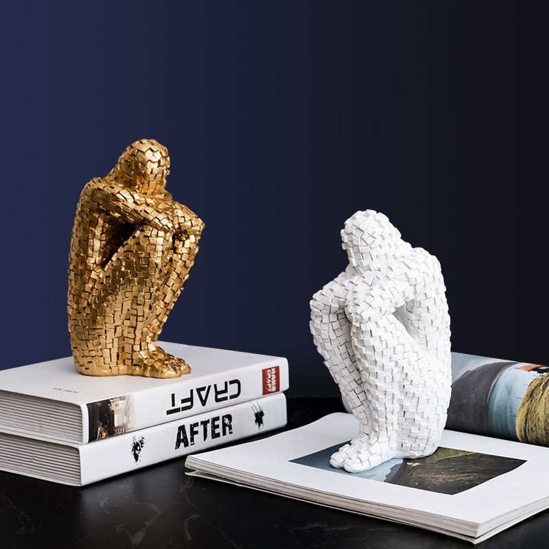 Abstract Depressed Figurines – Arte Attic