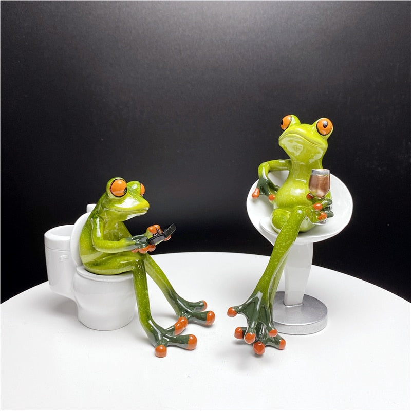 Leggy Frog Figurines – Arte Attic