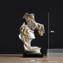 Load image into Gallery viewer, Love Moment Statue
